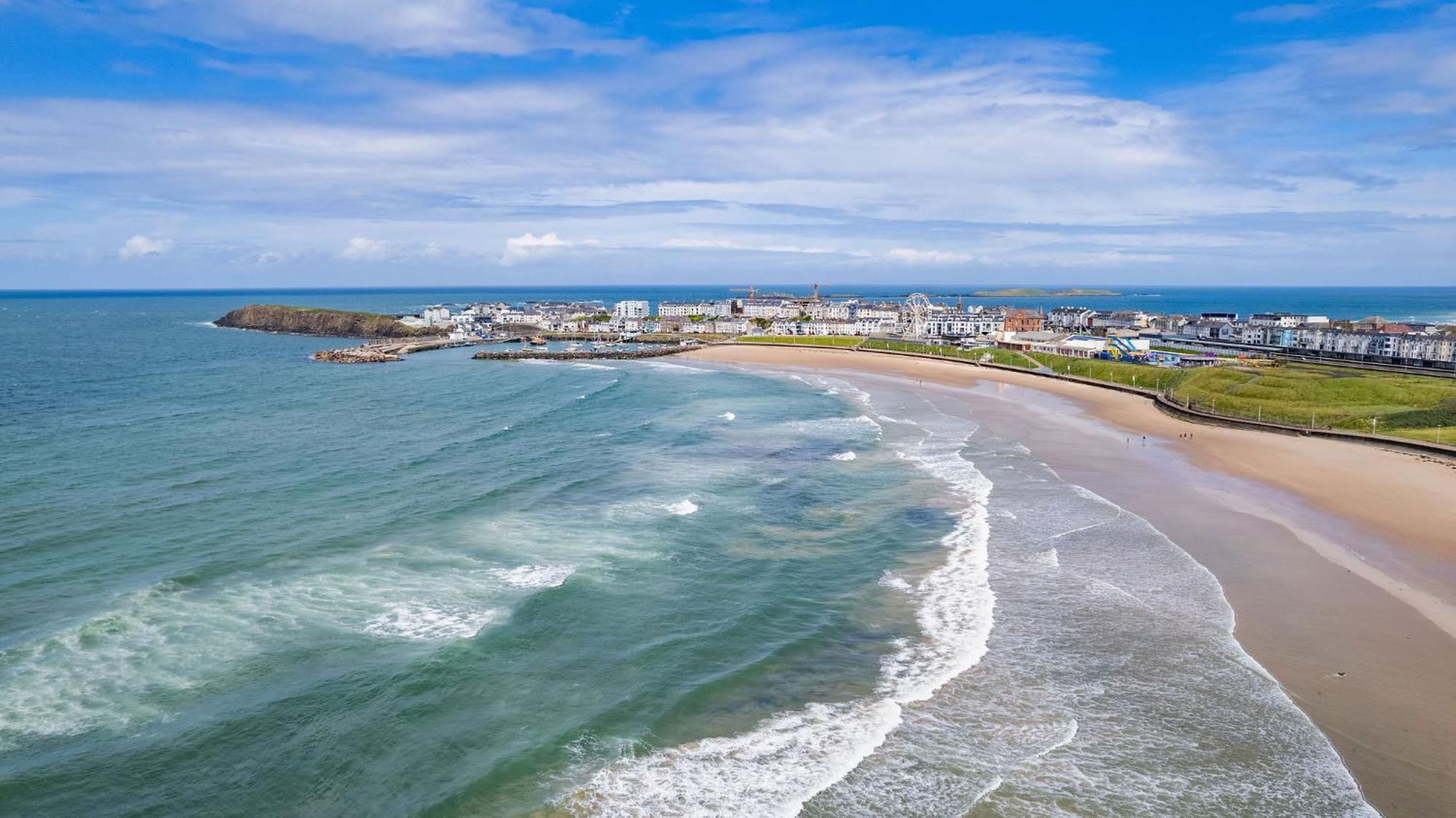 2 Princess Green - Portrush By The Sea ภายนอก รูปภาพ