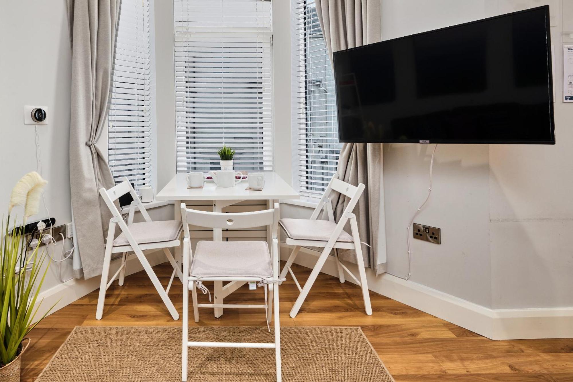 2 Princess Green - Portrush By The Sea ภายนอก รูปภาพ